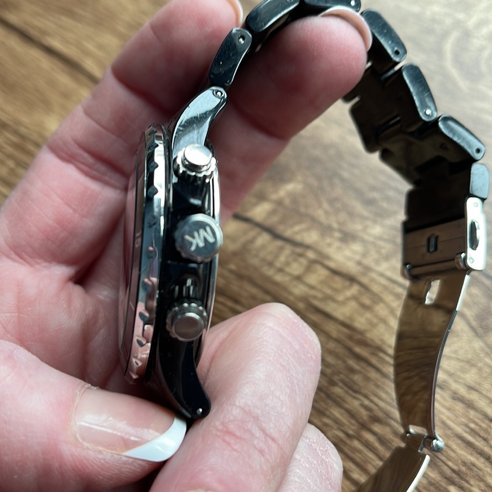 Michael Kors large watch - Picture 6 of 7